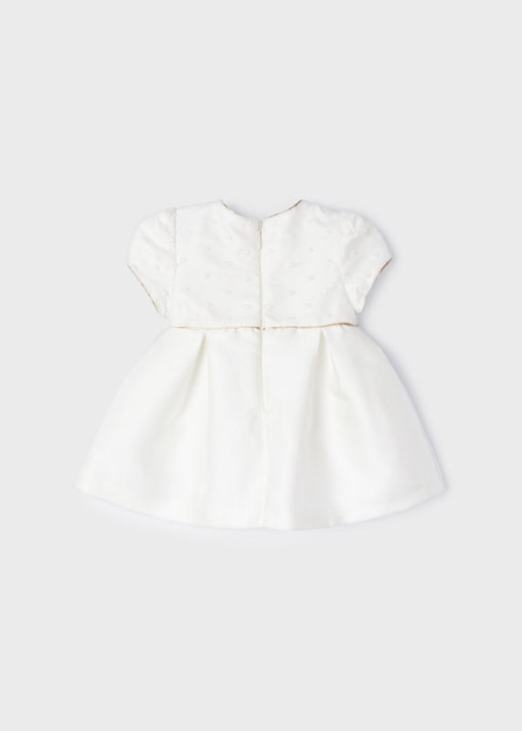 124_213867757_vestido-de-ceremonia-para-recien-nacido_id_12-02820-050-L-5.jpeg